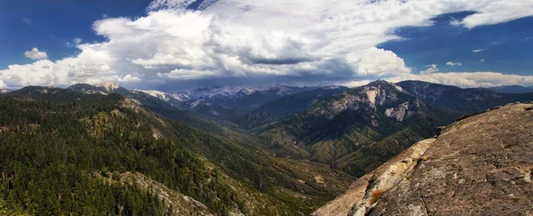 Mountains in the Sierra Nevada — Stock Photo, Image