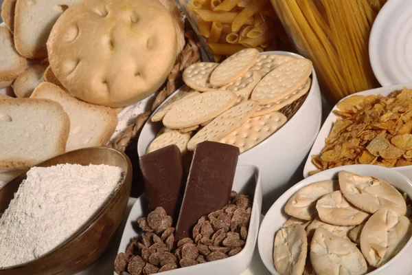 Biscuits and crackers — Stock Photo, Image