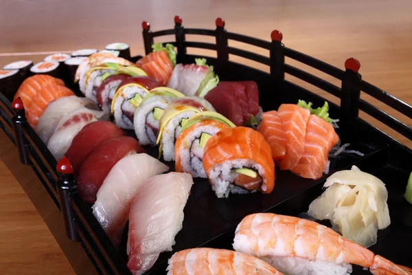 Karışık sushi tepsi — Stok fotoğraf