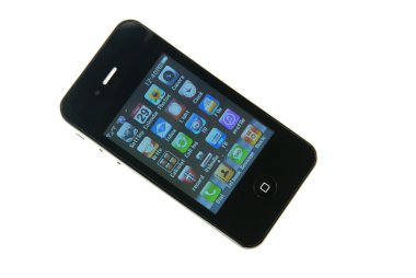 beyaz arkaplanda siyah akıllı telefon
