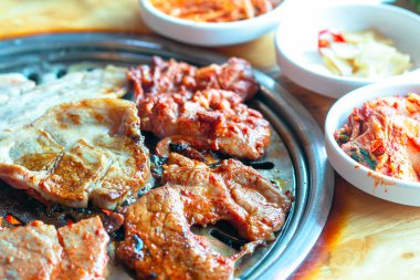 Kore Geleneksel Izgara Domuz Bifteği