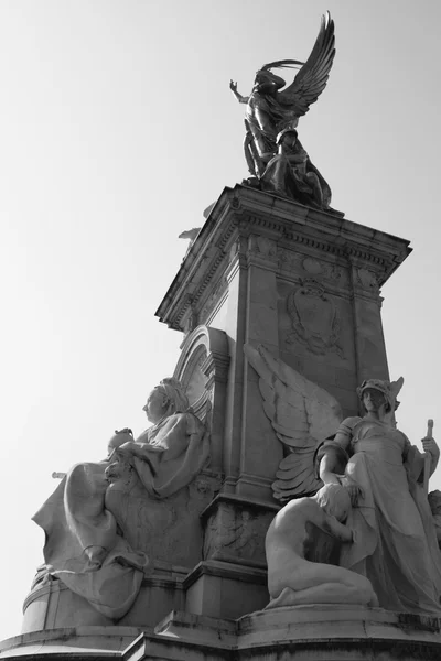 The Queen Victoria Memorial (in Black & White) — Stock Photo, Image