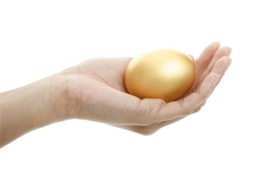 altın yumurta ile el