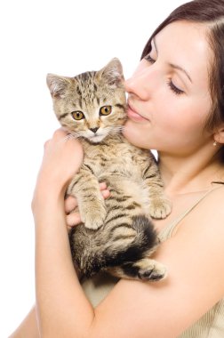 güzel bir kadın ile onun silah İskoç düz de kedi