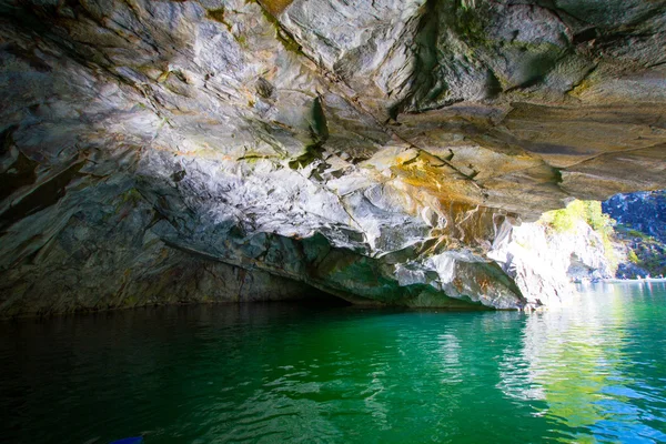 Cañón de mármol de Ruskeal, cueva — Foto de Stock