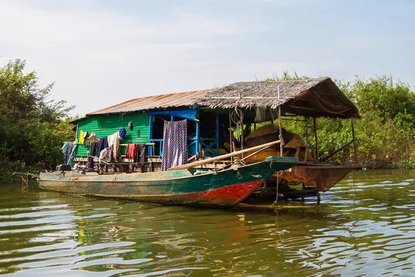 El pueblo flotante en Camboya — Foto de Stock