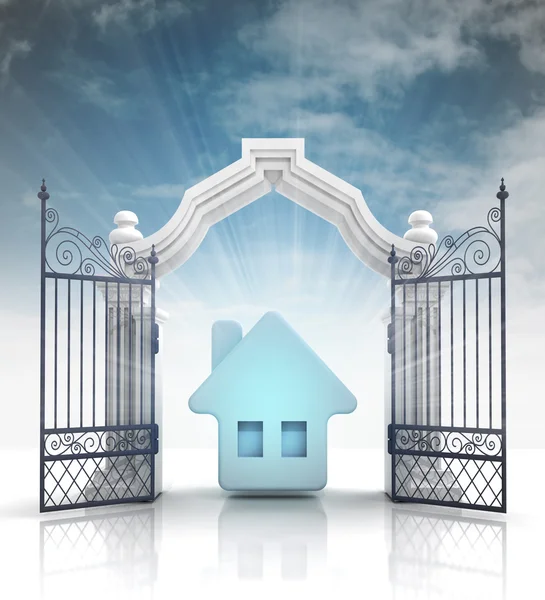 青い家と空とバロック様式の門を開く — ストック写真