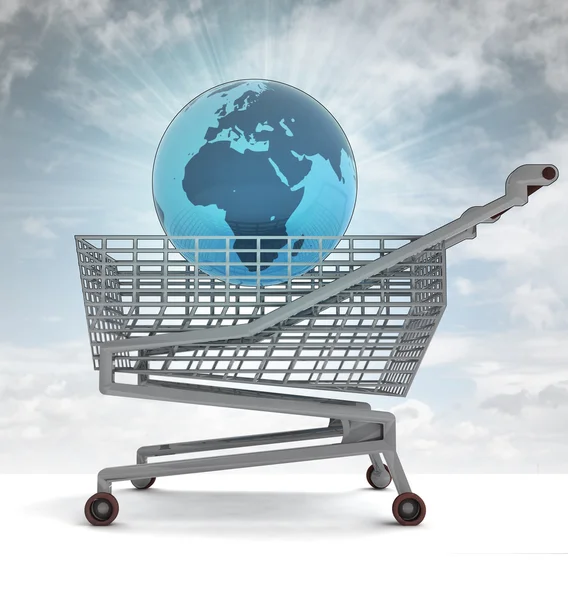 Carrinho de compras com áfrica no globo e clarão do céu — Fotografia de Stock