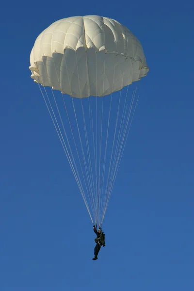 Parachute jump — Stock Photo, Image