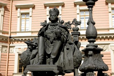 pavel ilk için bir anıt parçası mihajlovsky kilit. st-petersburg