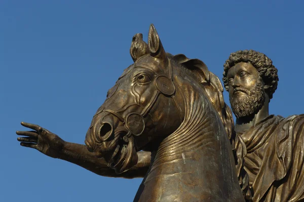 Marcus Aurelius in Piazza del Campidoglio in Rome — Stockfoto