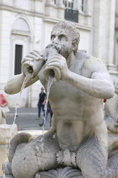 Рим - Пьяцца Навона Fontana dei Fiumi за Berniny — стокове фото