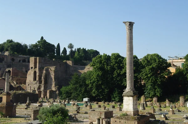 Ruins of the Roman Forum (Foro Romano) in Rome, Italy — Stock Photo, Image