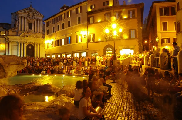 Trevi-brunnen, rom — Stockfoto