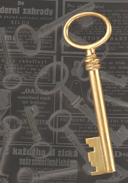 Antique golden key — Stock Photo, Image