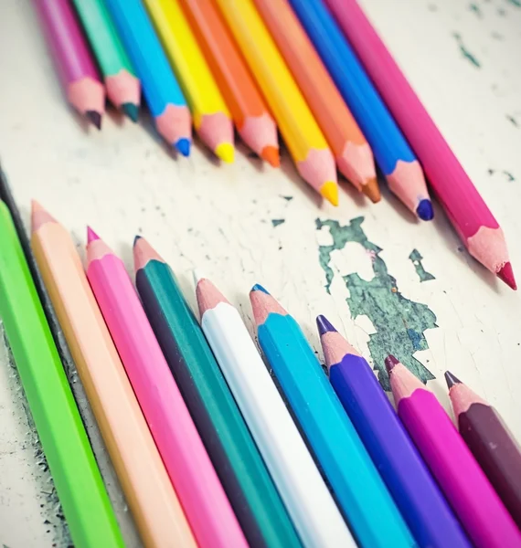 Bleistifte in verschiedenen Schattierungen — Stockfoto