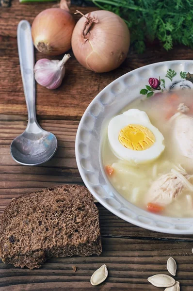 Krajowe posiłek z zupy, mięsa — Zdjęcie stockowe