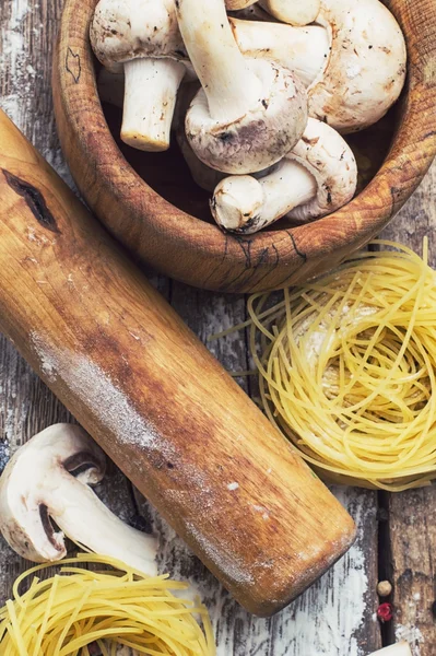 Lahodné italské těstoviny — Stock fotografie