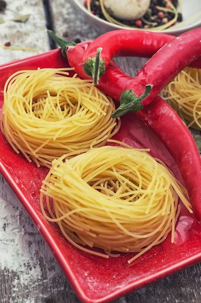 Prefabrikované tagliatelle těstoviny — Stock fotografie