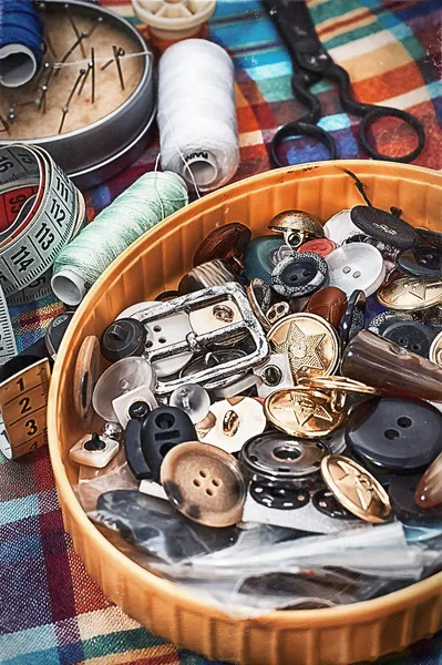Oude naaister voor handwerk — Stockfoto