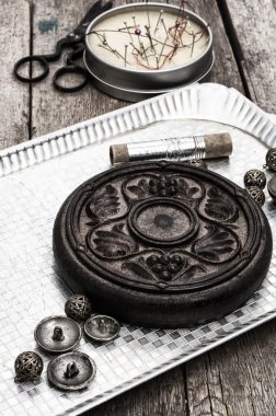 dikiş için aygıtlar