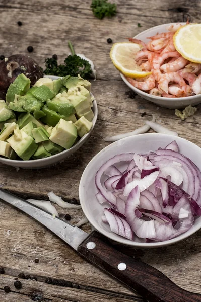 Sea salad with shrimps — Stock Photo, Image