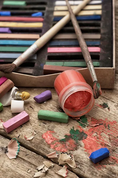 Color paints, crayons and pencils — Stock Photo, Image