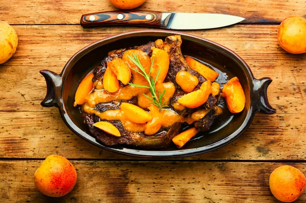Juicy Beef Meat Apricot Sauce Veal Steak Fruit Marinade Old — Stock Photo, Image