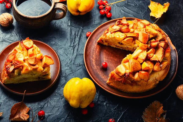 Piece Autumn Pie Tart Ripe Quince — Stock Photo, Image