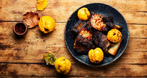 Seasoning Beef Ribs Grilled Autumn Quince — Stock Photo, Image