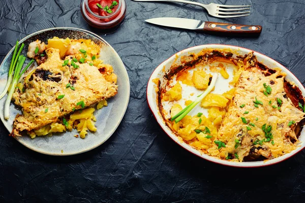 Frans Vlees Een Gerecht Gemaakt Van Lagen Vlees Aardappelen Kaas — Stockfoto