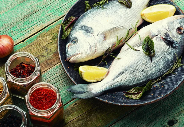 Fresh Fish Dorado Cooking Spices Raw Seafood — Stockfoto