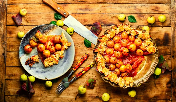 Fall Frukt Paj Päron Paj Söt Höst Dessert Gamla Träbord — Stockfoto