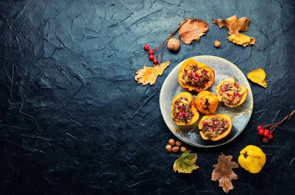 Apple Stuffed Minced Meat Appetizing Autumn Recipe Copy Space — Stock Photo, Image