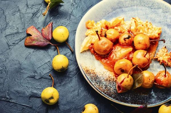 Trendy Autumn Pie Small Pears — Stock Photo, Image