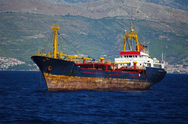 Rusty cargo ship — Stock Photo, Image