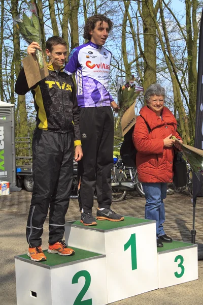 Dirk Londema and Alexander Picard receiving their prize — Stock Photo, Image