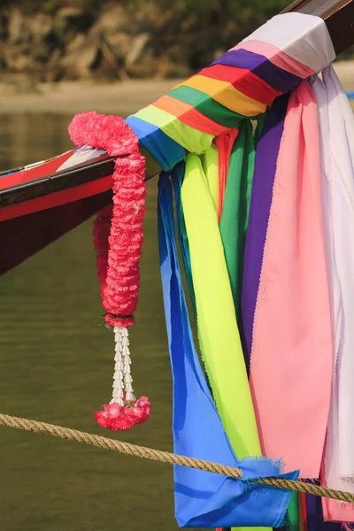 Bateau de pêche décoré thaïlandais — Photo