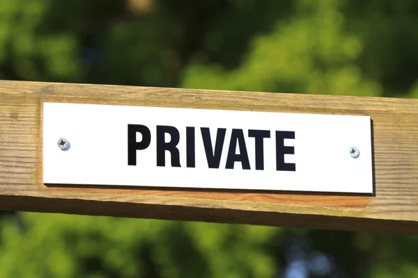 Private sign on a wooden gate — Stock Photo, Image