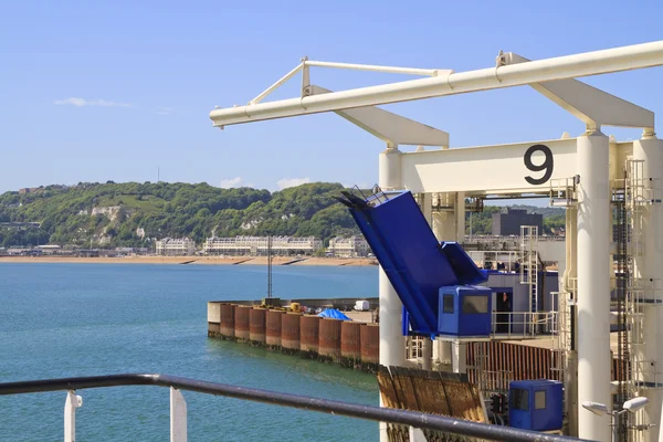 Bording Dover harbour Engeland — Stockfoto