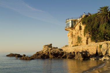 Balcon de europa Nerja'da sunrise adlı