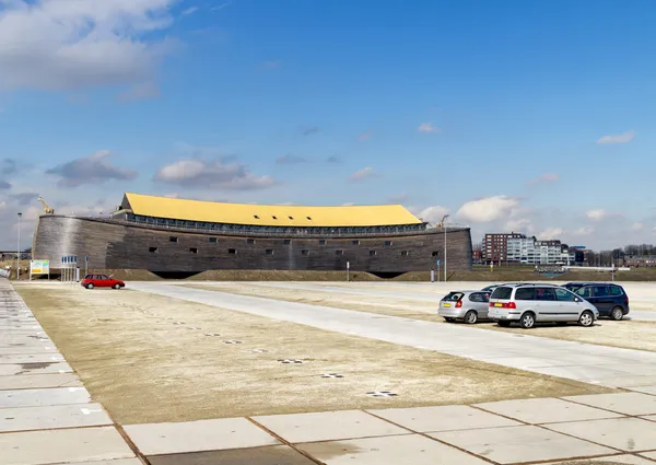 Réplica a tamaño completo del Arca de Noé — Foto de Stock