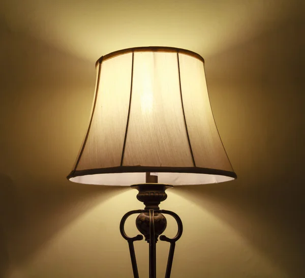 Ретро лампа — стокове фото