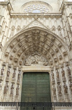 sevilla cathedral Gate