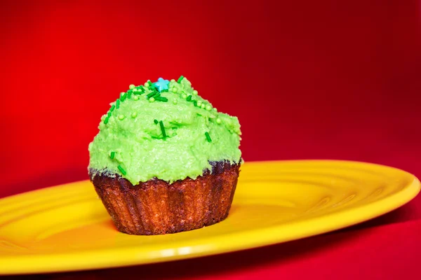 Postre dulce con crema verde — Foto de Stock