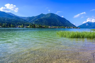 Walchensee Gölü - Herzogstand ve Kochel am dağına yakın - Almanya, Bavyera 'da güzel bir seyahat merkezi