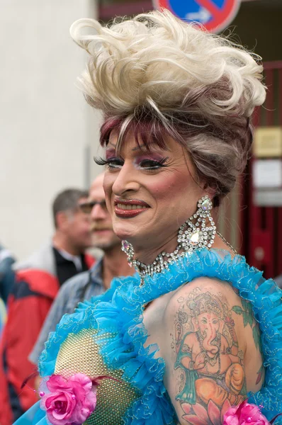 Berlín - 16. června: transsvestity na ulici, "christopher street day", 16 června 2012 Berlín, Německo — Stock fotografie