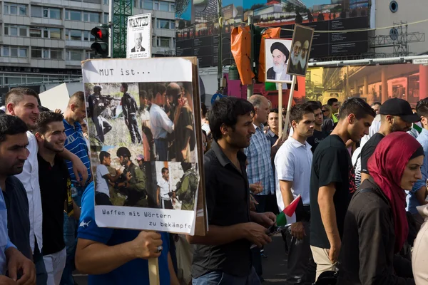 Día de Al-Quds. Manifestaciones contra Israel, y su control de Jerusalén. Solidaridad con los palestinos —  Fotos de Stock
