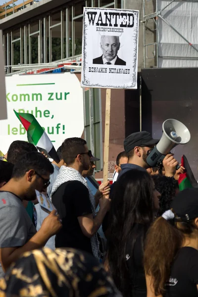 Día de Al-Quds. Manifestaciones contra Israel, y su control de Jerusalén. Solidaridad con los palestinos — Foto de Stock