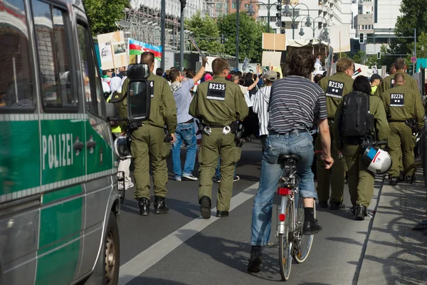 Al-Quds Day. Demonstrations against Israel, and its control of Jerusalem. Solidarity with the Palestinian — Stock Photo, Image